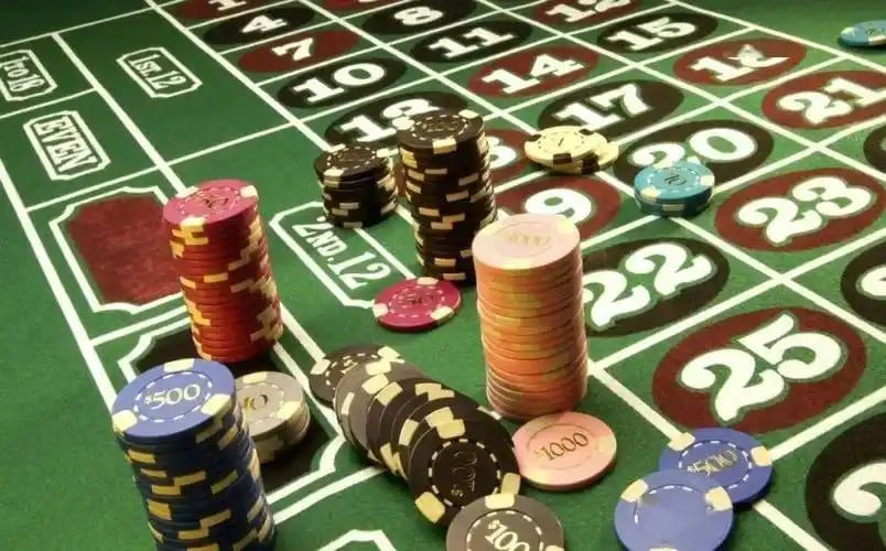 Diskusi kolaborasi digital untuk dewasa